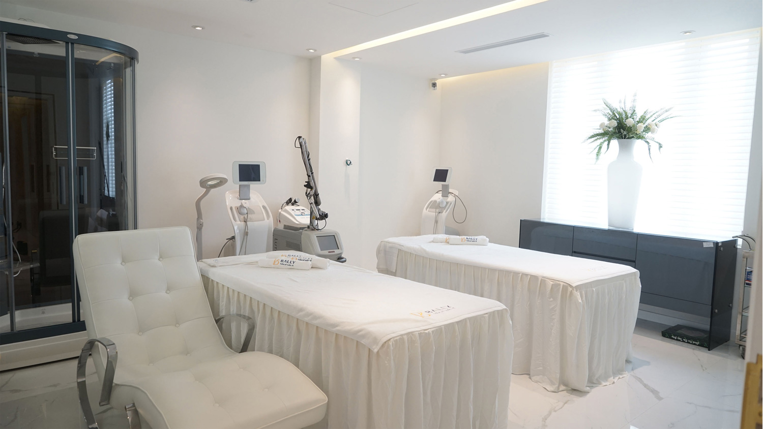IV. Cơ sở vật chất sang trọng – đẳng cấp